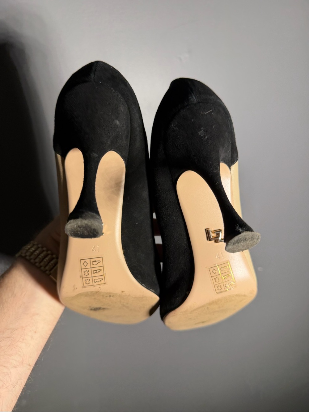 Lola Cruz Stiletto Bicolor Court Heels Size EU 41 - Picture 7 of 10